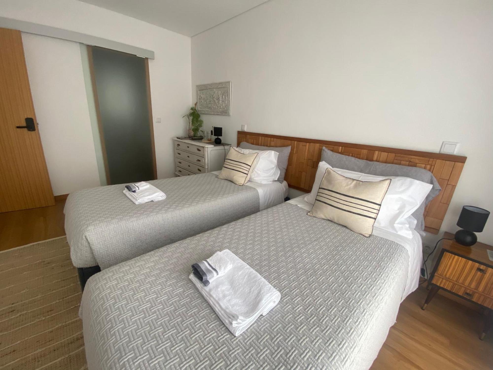 On The Way - Mindelo Beach/Guest House Екстер'єр фото